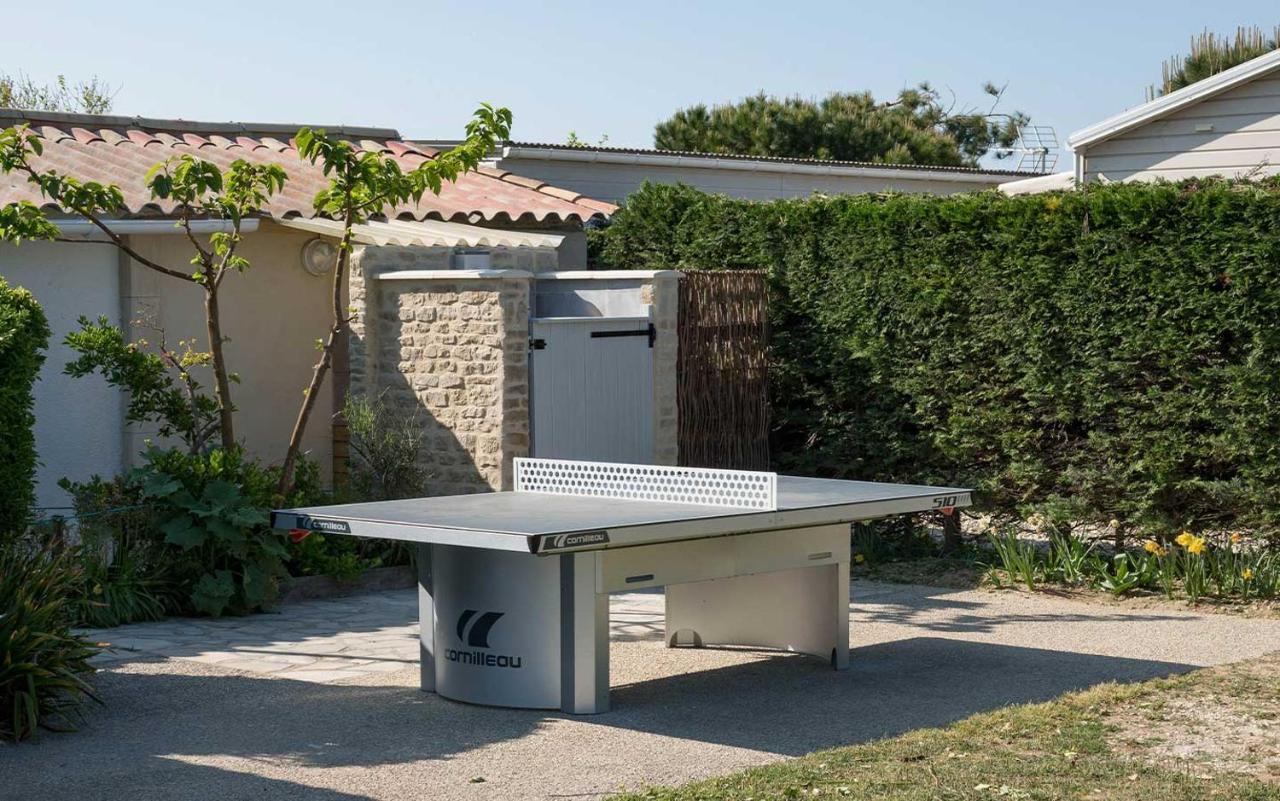 Camping Les Perouses Saint-Clément-des-Baleines Exterior photo