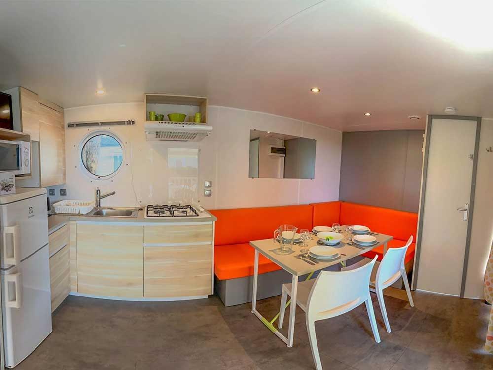Camping Les Perouses Saint-Clément-des-Baleines Room photo