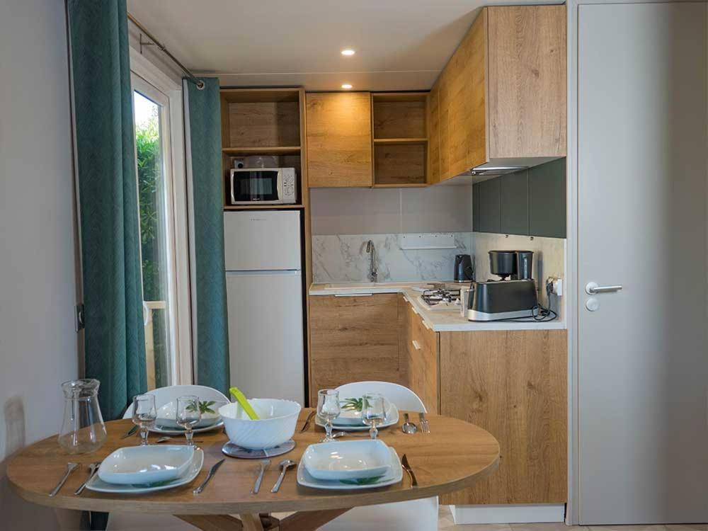 Camping Les Perouses Saint-Clément-des-Baleines Room photo