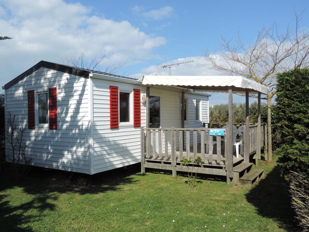 Camping Les Perouses Saint-Clément-des-Baleines Exterior photo